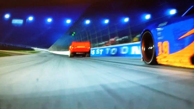 Cars 3 Crash DVD version смотреть онлайн