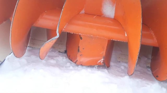 Советский снегоуборщик СМБ-1 для мотоблока. смотреть онлайн