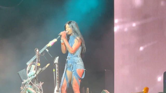 Willow Wait A Minute Live At Coachella 2023 Willow Smith Live Willow Smith Coachella Willow Live