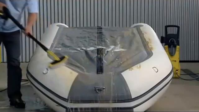 Демонстрационное видео мойка резиновой лодки.mp4 смотреть онлайн