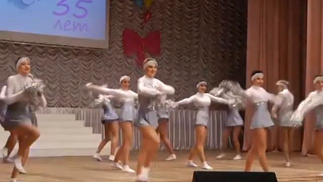 Юбилей танцевального коллектива Радость. смотреть онлайн