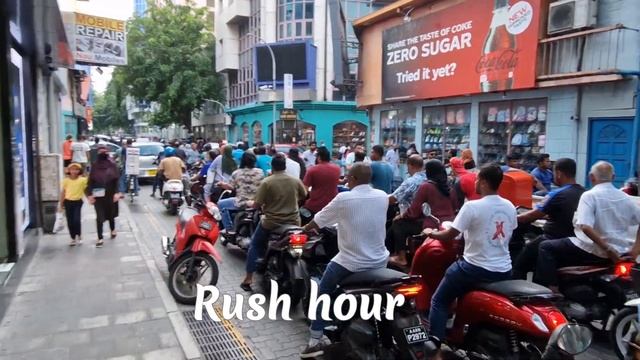 Male City Tour 2023 Maldives Majeedhee Magu Road Shopping travel on a budget best shops Malediven 4 смотреть онлайн