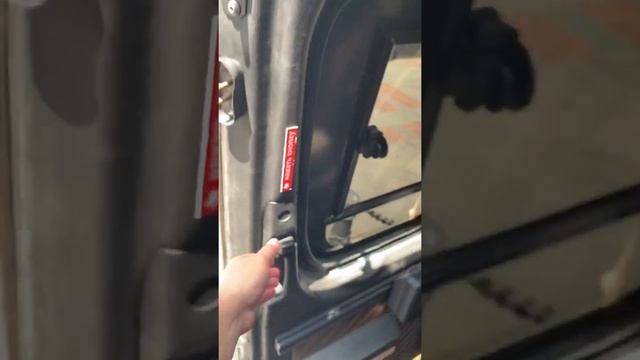 Установили привод автоматической двери #Кайман от компании #Адор на #МерседесСпринтер W907. смотреть онлайн