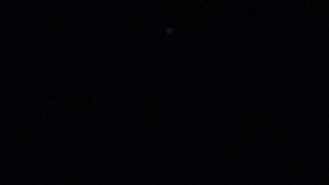 UFO in Moscow, НЛО -2 над Москвой, не монтаж, реальное видео смотреть онлайн