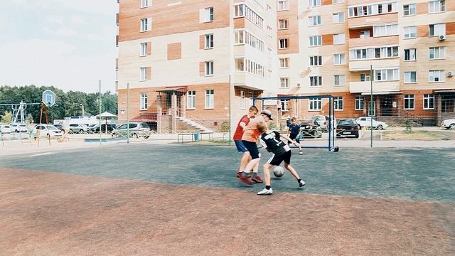 Игра в 300 футбол. Как мы играем в триста во дворе смотреть онлайн