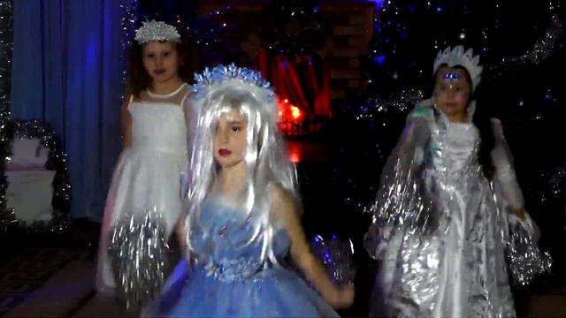 Новогодний утренник детский сад Искорка Минеральные Воды @alexvideograf 89280121313 смотреть онлайн