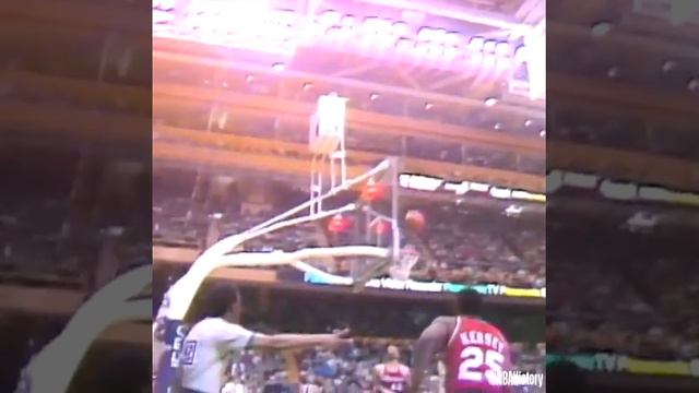 Flash back to when Larry Bird won it at the buzzer for the Celtics in back-to-back games in 1985! смотреть онлайн