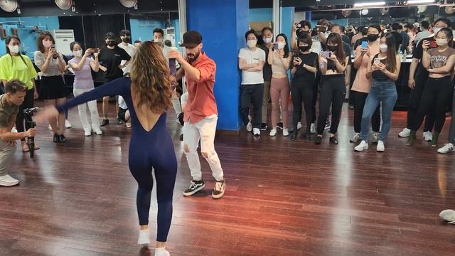 Gero & Migle Bachata Workshop In Gangnam Lasalsa 22.07 смотреть онлайн
