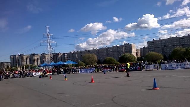 Александр Савенко. Победитель Мото Джимхана абсолют, 29.08.2015 С-Пб, Юнона смотреть онлайн