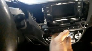 hyndai solaris 1.6 замена магнитолы...