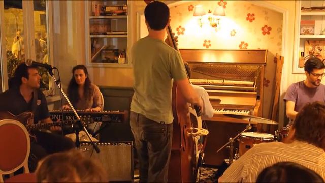 Music Soup & Micro Trio - Jazz Flirt Jam Session @ Petite Fleur for the International Jazz Day 2013 смотреть онлайн