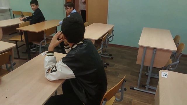 Новенький в классе коррекции - 2 Часть смотреть онлайн