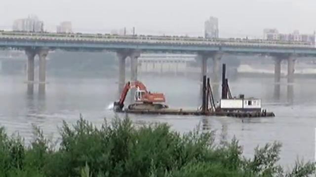 rowing excavator смотреть онлайн