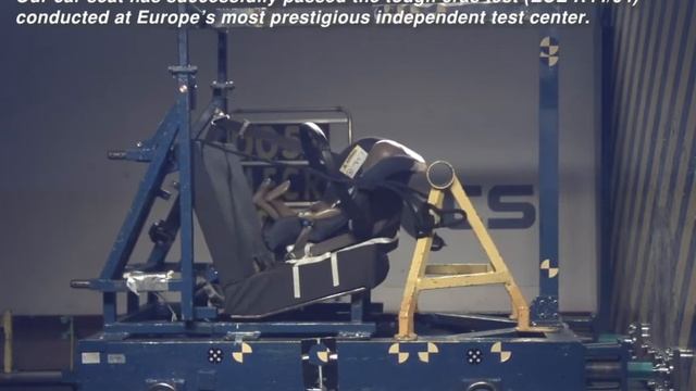 Casual Trona Car Seat Crash Test смотреть онлайн