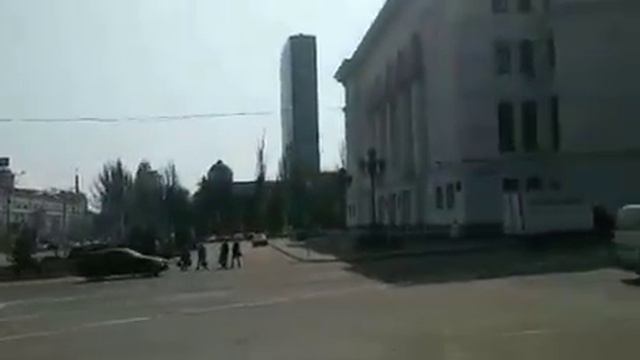 Донецк. ДонГУ . Крытый рынок. Центр. смотреть онлайн