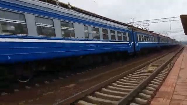 Электропоезд ЭР9Т - 693 на Молодечно смотреть онлайн