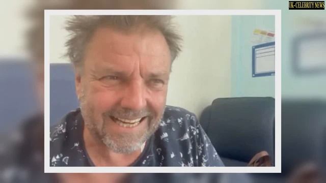 Homes Under the Hammer’s Martin Roberts was rushed to hospital with 'hours to live' смотреть онлайн