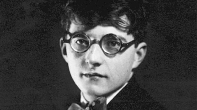 Shostakovich Remix: Piano Quintet in G Minor Mvt. 2: Fugue/Adagio смотреть онлайн