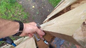 Петли для навесного замка