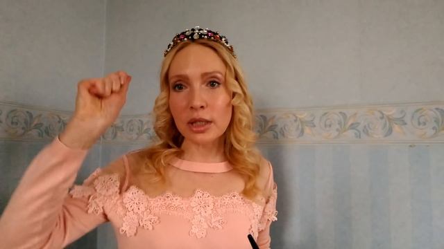 КАК УХАЖИВАТЬ ЗА КИСТЯМИ ДЛЯ МАКИЯЖА. НОВЫЙ НАБОР СИНТЕТИЧЕСКИХ КИСТЕЙ от Мэри Кэй. смотреть онлайн