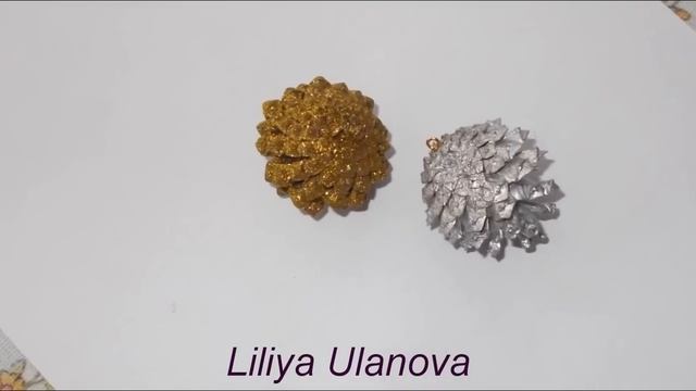 Новый Год - новогодние шишки и каштаны New Year's toys смотреть онлайн