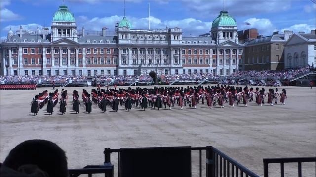 Major Generals Review of Trooping the Colour 2017 смотреть онлайн