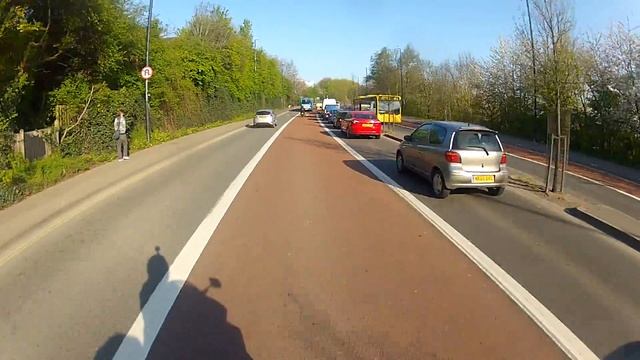 A Sunny Commute смотреть онлайн