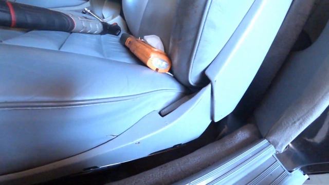[Straight to the Point] Removing SEC's Front Seats W126 смотреть онлайн