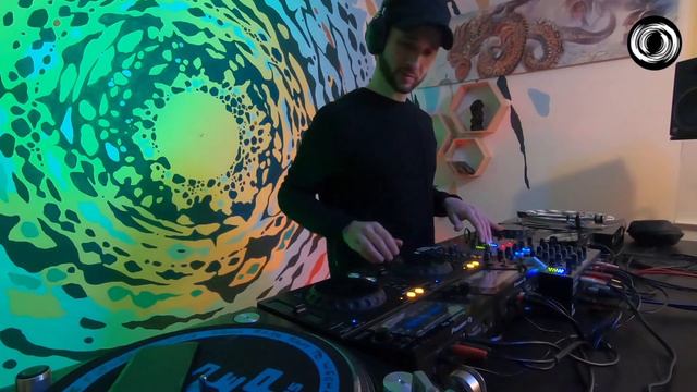 DJ Tsubi exclusive psy-tech set @ VègrePèntek charity stream смотреть онлайн