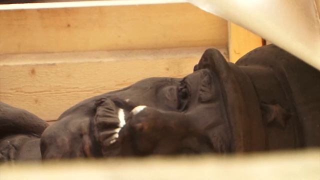 Памятник доставили в Ангарск смотреть онлайн
