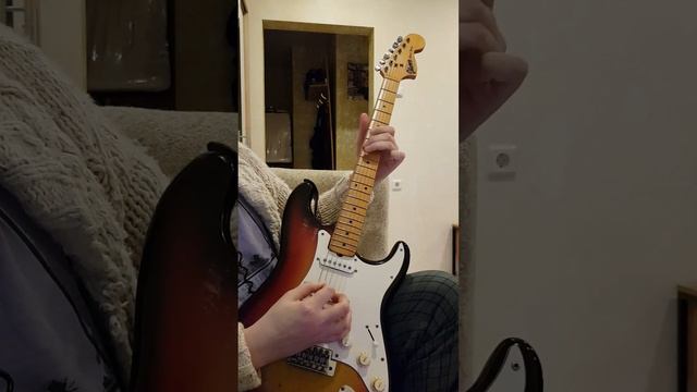 Eddie Van Halen - Jump соло на гитаре смотреть онлайн