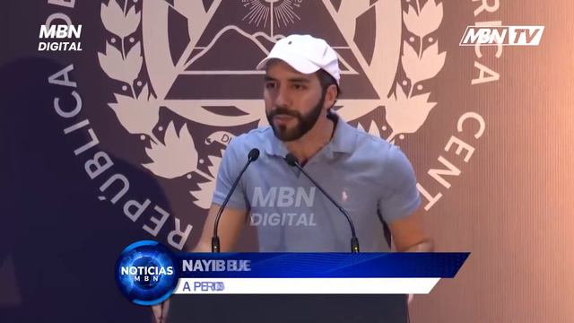 Nayib Bukele Deja Callado a Periodista Internacional de "El PAÍS" смотреть онлайн