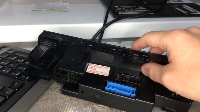 В лоб и ноги дует все время гочячий воздух на BMW (e38/e39/e46/e53/e60/e70/e90). Что делать? смотреть онлайн