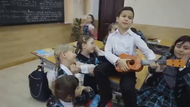 Песня пою не я смотреть онлайн