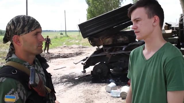 Russian rocket launcher BM-21 'Grad' in Donetsk region. смотреть онлайн