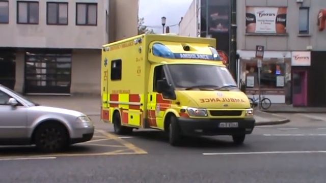 Dublin Fire Brigade / Ford Transit / Delta 14 / Emergency Ambulance / Turn-out смотреть онлайн