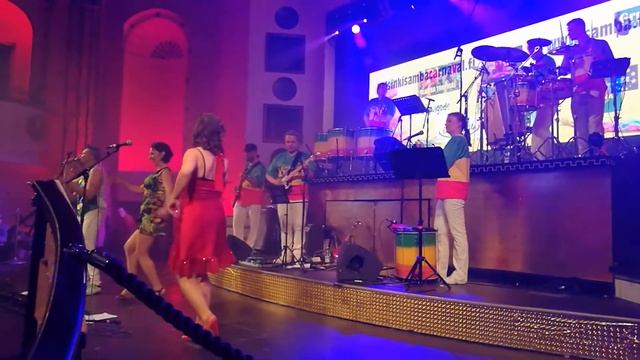 Coma Suga, Ai se eu te pego, Helsinki Samba Carnaval 2018 смотреть онлайн