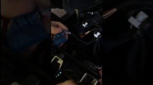 Замена штатного магнитофона на SONY rp7 и установка кнопки авто парковки в FF3