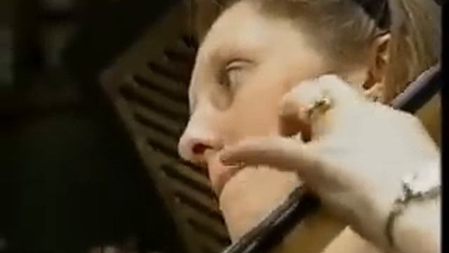 The Scottish Fiddle Orchestra - The Dashing White Sergeant. смотреть онлайн