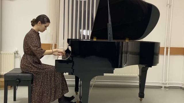Газизуллина Арина, К.Караев Три прелюдии смотреть онлайн