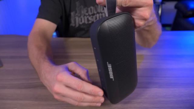 Did Bose just release the perfect sounding portable Bluetooth Speaker? | Bose SoundLink Flex смотреть онлайн