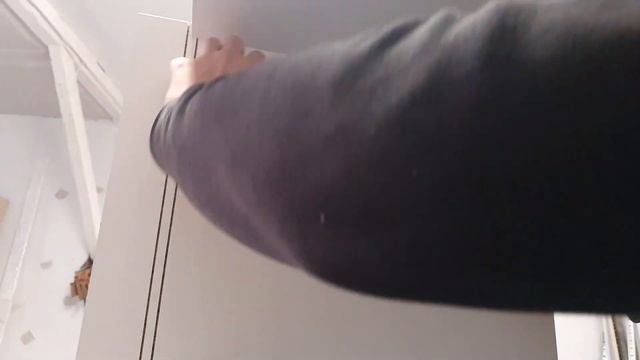 Jak Zawiesić Szafkę Kuchenną Na Szynie Montażowej Przy Suficie- Krok Po Kroku