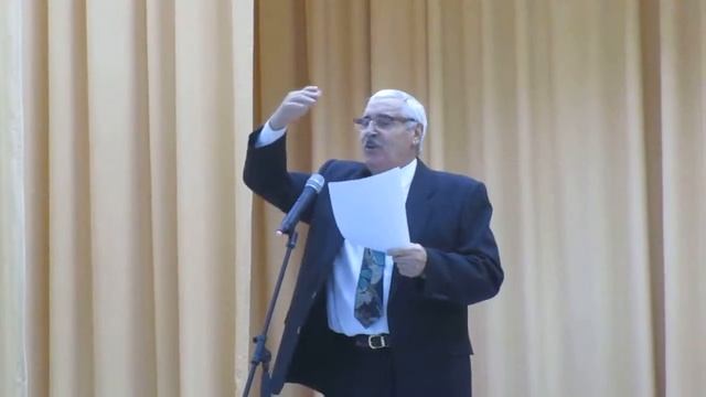 Айдар Хафизов читает стихи Мухаммата Садыкова, с.Шали 20.11.15г. смотреть онлайн