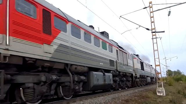 3М62У-0036. Наконец-то отправились со станции Голиковка с копотью и тяжёлым поездом. Петрозаводск. смотреть онлайн