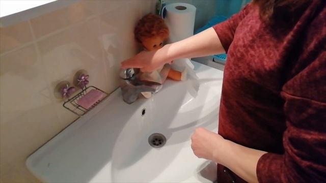 Гигиена рук с воспитателем Школы № 1517 Маргаритой Николаевной Базловой смотреть онлайн