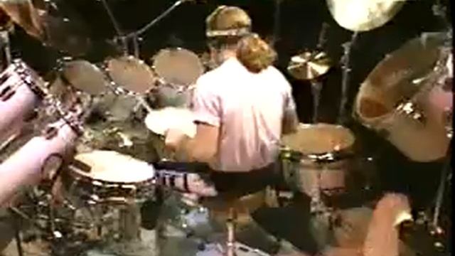 Simon Phillips - Playing 6/8 смотреть онлайн