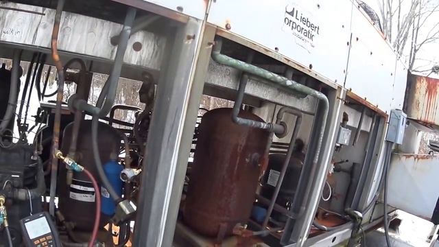 -14 F Wind Chill Cold Artic Blast causing low head pressure смотреть онлайн