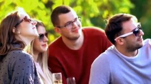 Друзей и денег не бывает много, классная песня про друзей.