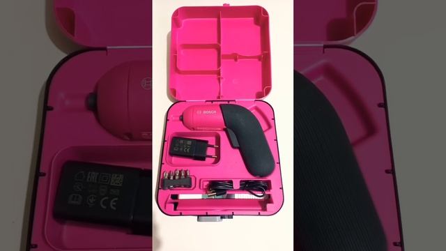 Аккумуляторная отвертка BOSCH IXO.Cordless screwdriver BOSCH IXO colour edition. смотреть онлайн