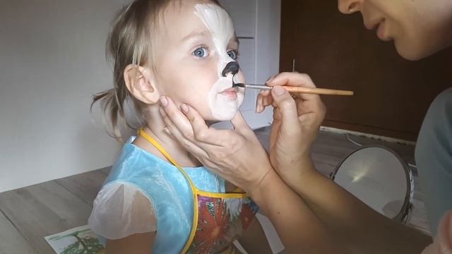 Мастер-класс "Грим "собачка"" акварелью.. Леруся захотела стать собачкой. смотреть онлайн